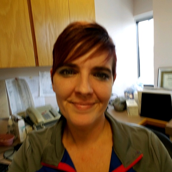 Meet your Posher, Crystal - Picture 1 of 1